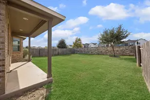 801 Vaughn St, Georgetown, TX 78628 - Photo 38