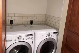 110 W 2nd St, Taylor, TX 76574 - Photo 6