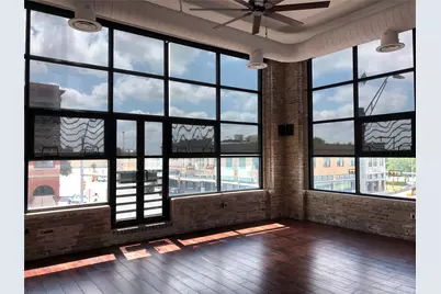110 W 2nd Street #Loft B, Taylor, TX 76574 - Photo 2