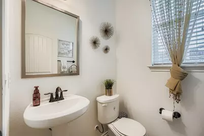 7020 Ondantra Bend, Austin, TX 78744 - Photo 18