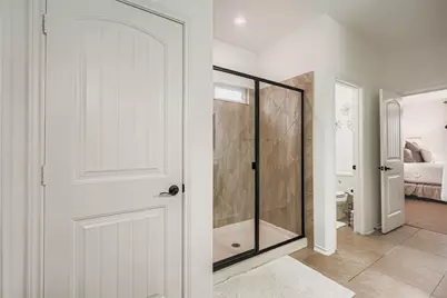 7020 Ondantra Bend, Austin, TX 78744 - Photo 16