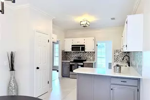 1903 Canyon Edge Dr, Austin, TX 78733 - Photo 10