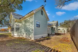 303 S Franklin St, La Grange, TX 78945 - Photo 36