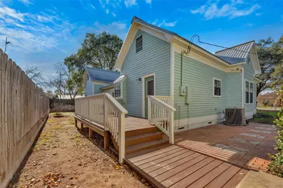 303 S Franklin Street, La Grange, TX 78945 - Photo 34