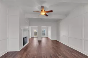 303 S Franklin St, La Grange, TX 78945 - Photo 8