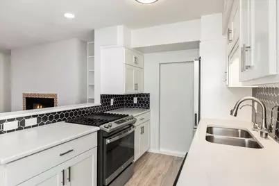 505 W 7th Street #313, Austin, TX 78701 - Photo 8