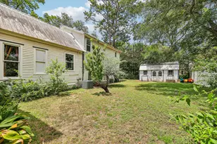 601 Garwood St, Smithville, TX 78957 - Photo 30