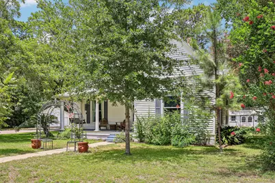 601 Garwood Street, Smithville, TX 78957 - Photo 32