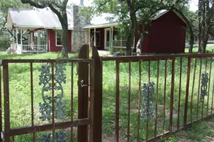 702 Cottonwood Creek Rd, Dripping Springs, TX 78620 - Photo 8