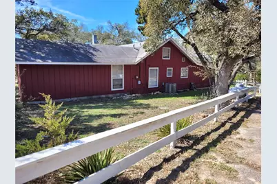 702 Cottonwood Creek Road, Dripping Springs, TX 78620 - Photo 4