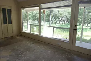 702 Cottonwood Creek Rd, Dripping Springs, TX 78620 - Photo 26