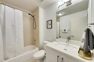 1101 Grove Blvd, Austin, TX 78741 - Photo 10