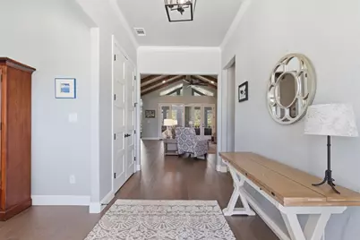 219 Skyline Road, Georgetown, TX 78628 - Photo 6