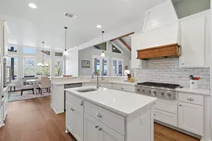 219 Skyline Rd, Georgetown, TX 78628 - Photo 14