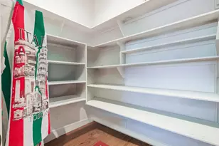 219 Skyline Rd, Georgetown, TX 78628 - Photo 16