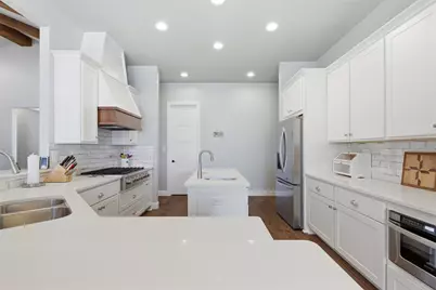 219 Skyline Road, Georgetown, TX 78628 - Photo 12