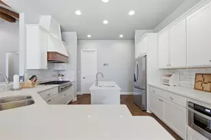 219 Skyline Rd, Georgetown, TX 78628 - Photo 12