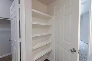 12215 Hunters Chase Dr, Austin, TX 78729 - Photo 12