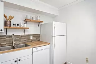 1840 Burton Dr, Austin, TX 78741 - Photo 4