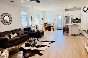 197 Everglades Dr, Kyle, TX 78640 - Photo 8