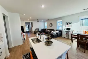 197 Everglades Dr, Kyle, TX 78640 - Photo 6