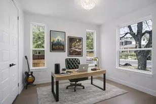 2301 E 10th St, Austin, TX 78702 - Photo 6