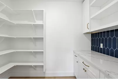 2301 E 10th Street, Austin, TX 78702 - Photo 16