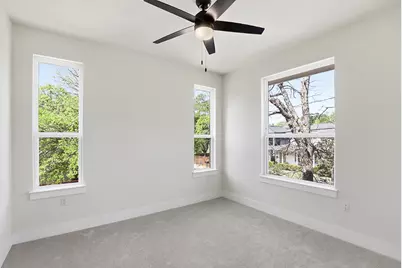 2301 E 10th Street, Austin, TX 78702 - Photo 18