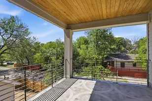 2301 E 10th St, Austin, TX 78702 - Photo 38
