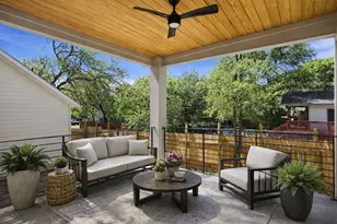 2301 E 10th St, Austin, TX 78702 - Photo 36