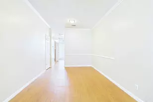 2300 Leon St, Austin, TX 78705 - Photo 4