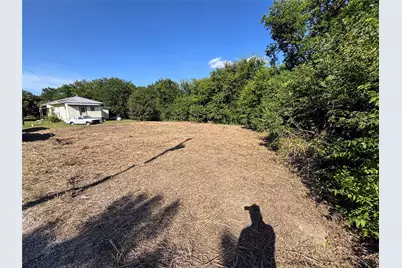 318 N Front Street, Holland, TX 76534 - Photo 2