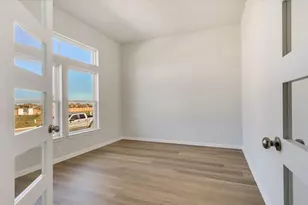 217 Smithsonian Ln, Kyle, TX 78640 - Photo 4