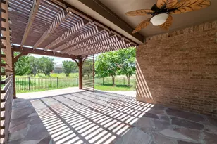 902 Dome Peak Ln, Georgetown, TX 78633 - Photo 2