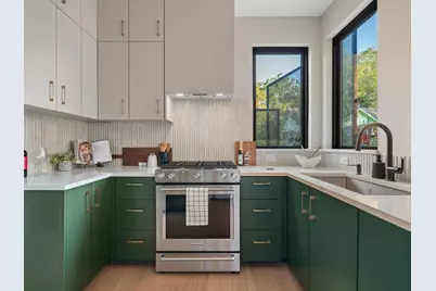 1401 E 3rd Street #2, Austin, TX 78702 - Photo 12