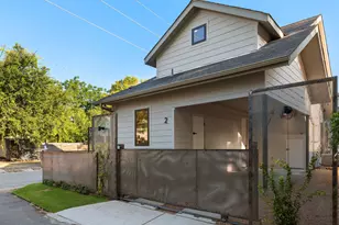 1401 E 3rd St, Austin, TX 78702 - Photo 30