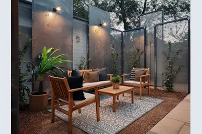 1401 E 3rd Street #2, Austin, TX 78702 - Photo 4