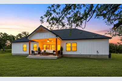 315 Post Oak Street, Gonzales, TX 78629 - Photo 24