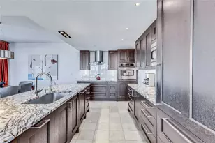 54 Rainey St, Austin, TX 78701 - Photo 12