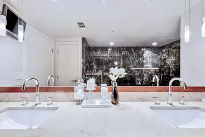 54 Rainey Street #1222, Austin, TX 78701 - Photo 32