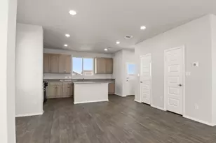 171 Daylily Dr, Elgin, TX 78621 - Photo 14