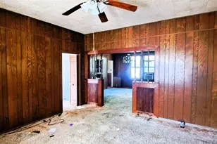 507 Sloan St, Taylor, TX 76574 - Photo 6