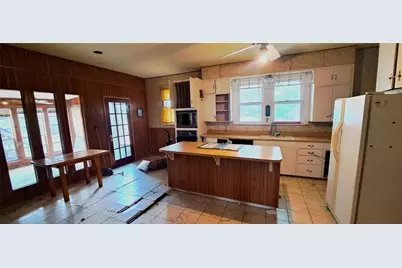 507 Sloan Street, Taylor, TX 76574 - Photo 8