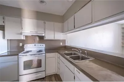 5305 Indio Drive #B, Austin, TX 78745 - Photo 4