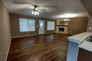 136 Trinity Dr, Kyle, TX 78640 - Photo 10