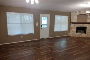 136 Trinity Dr, Kyle, TX 78640 - Photo 6