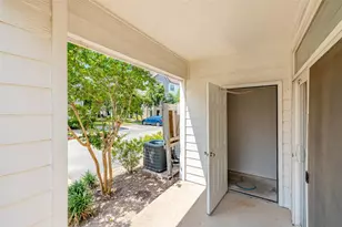 12215 Hunters Chase Dr, Austin, TX 78729 - Photo 14