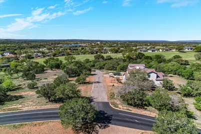 108 Ridgeway, Horseshoe Bay, TX 78657 - Photo 10