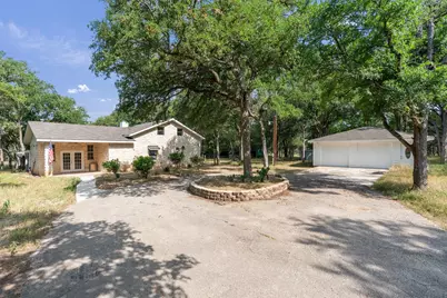 601 Deertrail Drive, San Marcos, TX 78666 - Photo 2