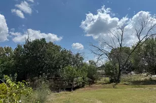 222 W Dogwood St, Nolanville, TX 76559 - Photo 1